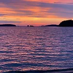 Elegant On The Shore Of Saimaa Villmanstrand