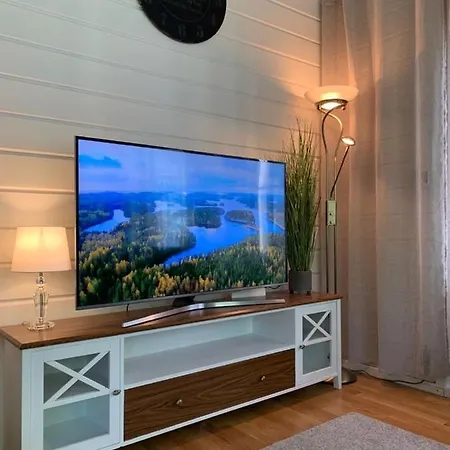Elegant On The Shore Of Saimaa * 라펜란타