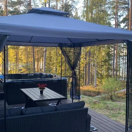 Elegant On The Shore Of Saimaa Villa Villmanstrand