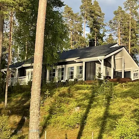Elegant On The Shore Of Saimaa 빌라