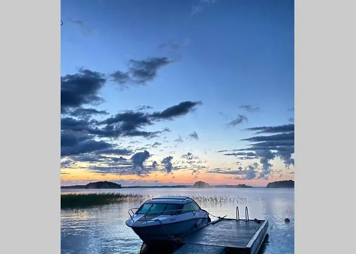 Elegant On The Shore Of Saimaa Villa *